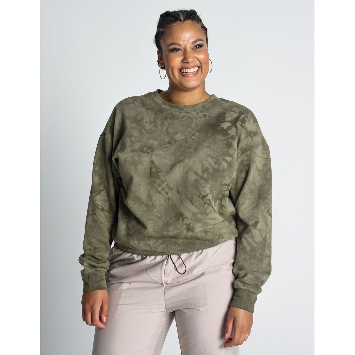 To Be Wanderlust sweatshirt, Wageorgina, olive - 194 - XL+ - L-XL