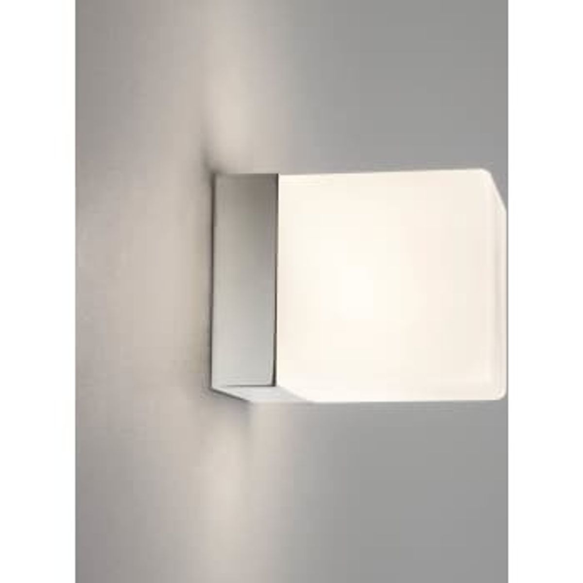 Astro Lighting Vægarmatur Astro 0635 Cube, krom, G9 max 40W, IP44