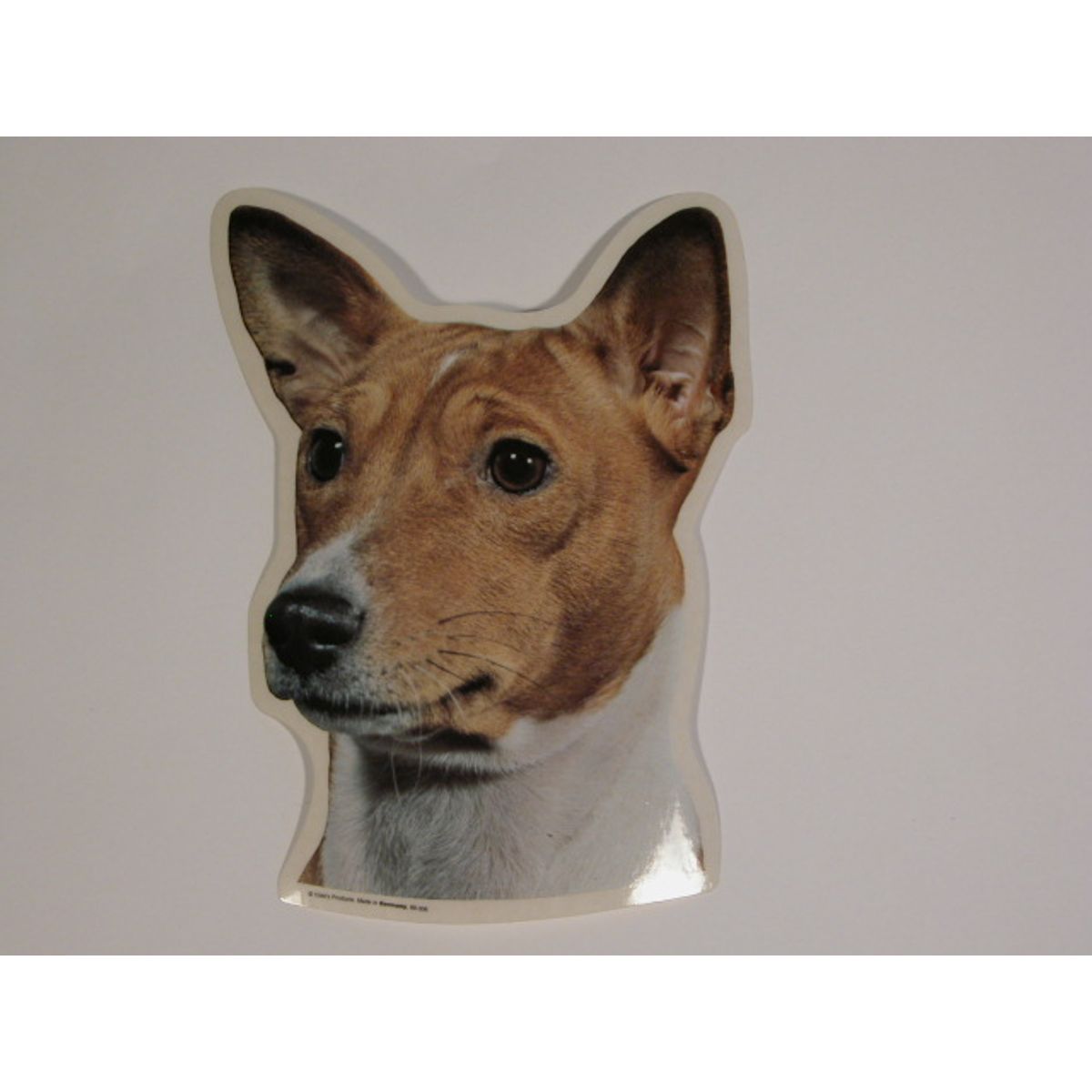 Basenji, hv. Vælg: Klistermærke, nøglering, broche, slipsenål, mm.