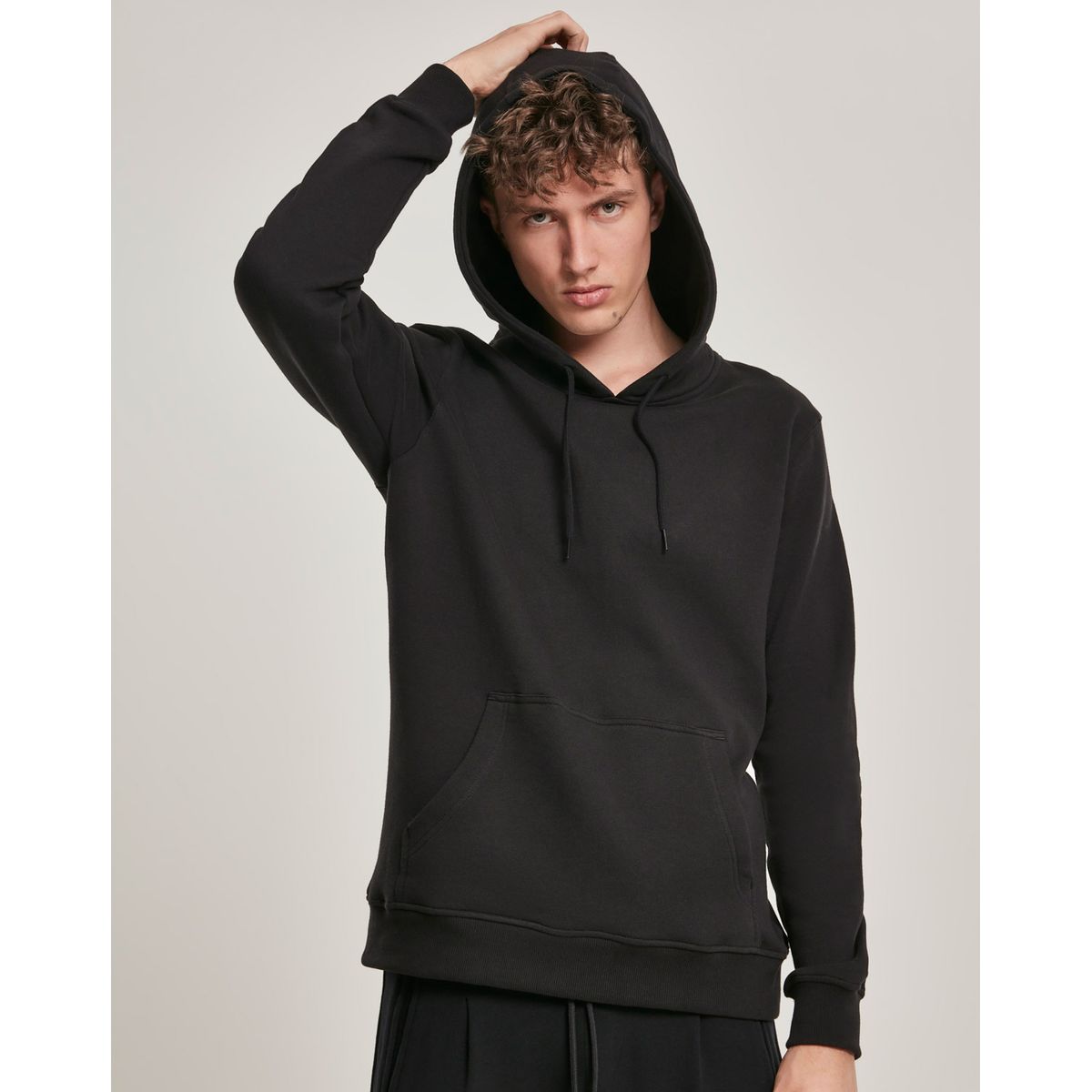 Urban Classics Økologisk Basis Hoodie Sort