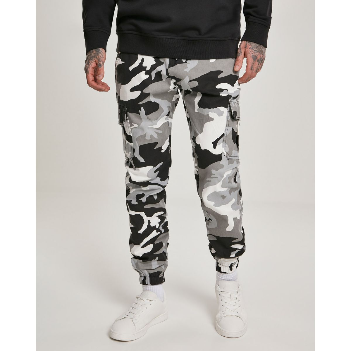 Urban Classics Camo Cargo Joggingbukser 2.0 snow camo 28