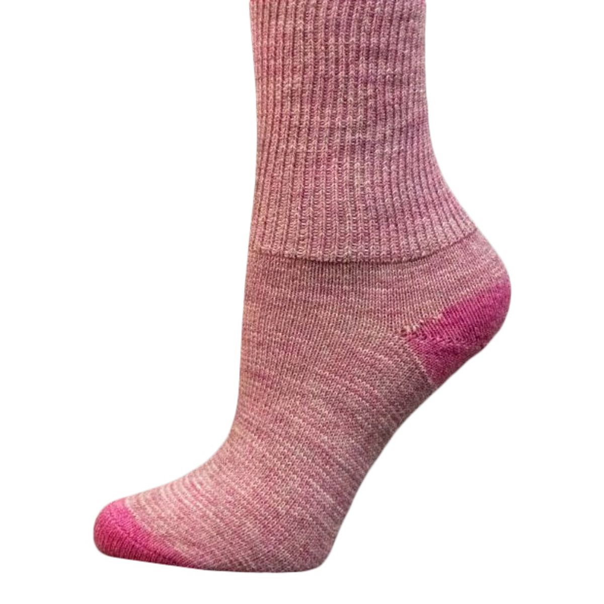 Apaca strømper pink i blød og lækker lun kvalitet. 70% Baby Alpaca 30% nylon. - størrelse 28-30