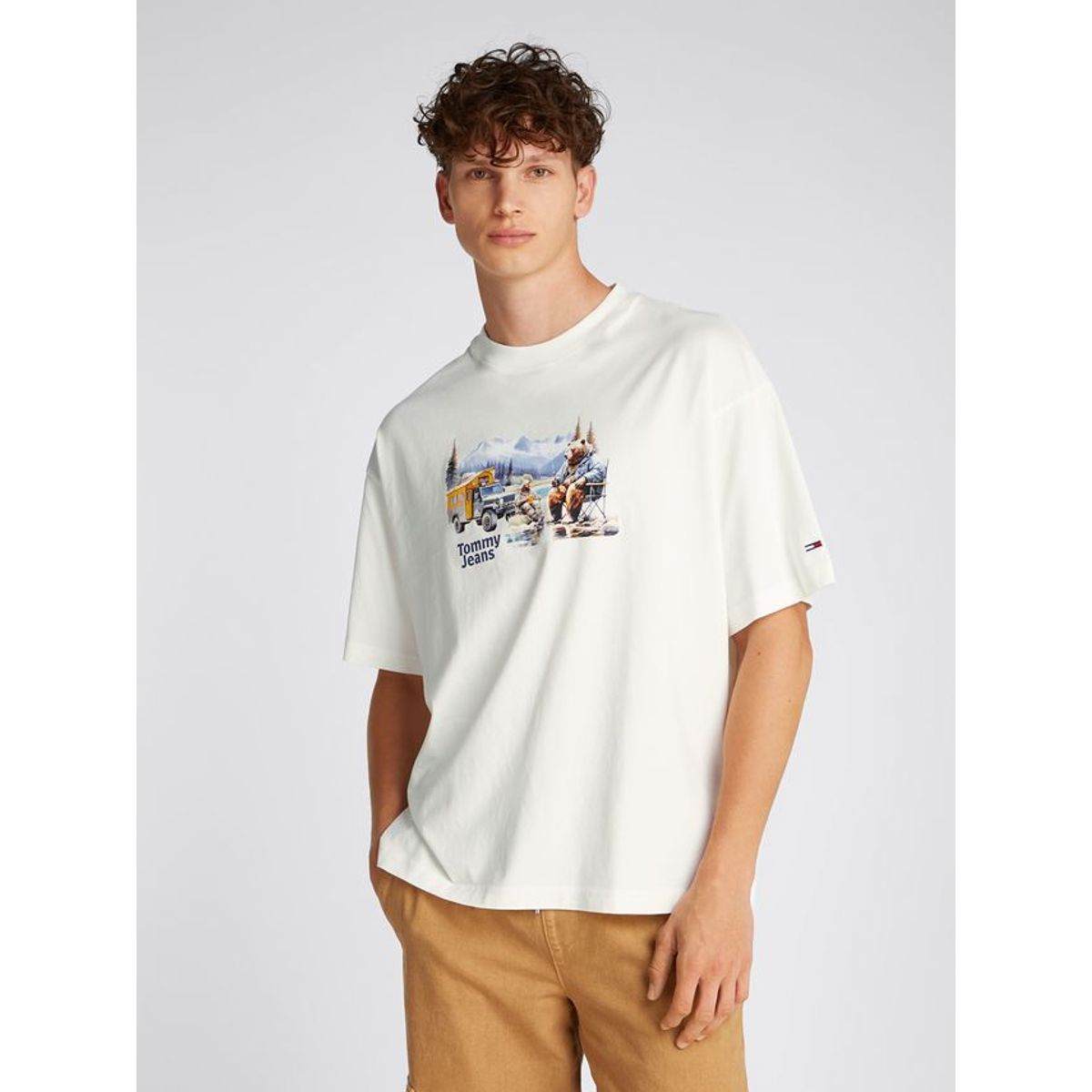 TJM CAMPING GRAPHIC TEE