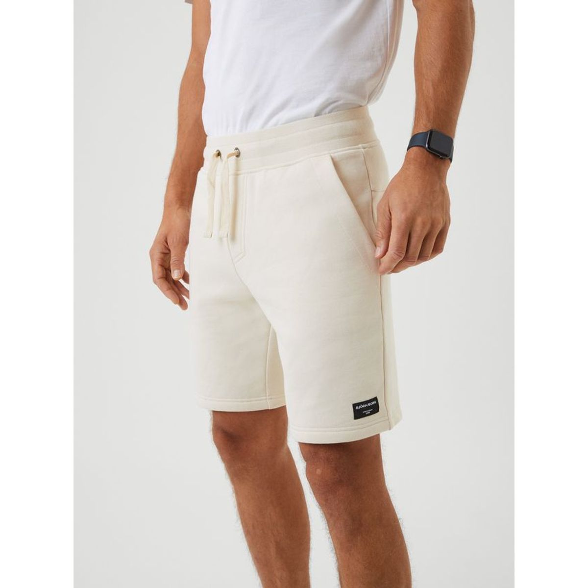 CENTRE SHORTS, EGRET, XXL