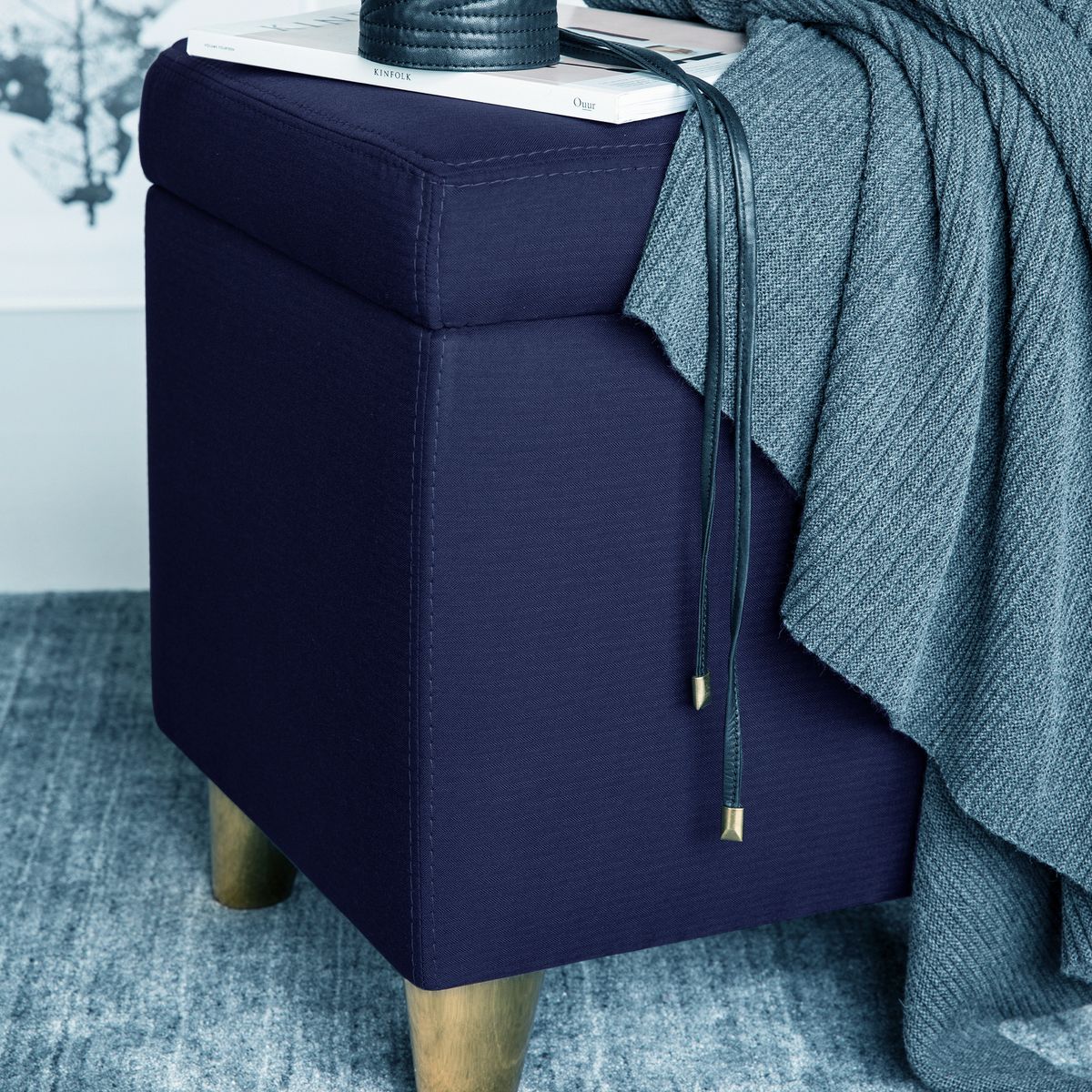 Svane Opera ottoman Moment Navy Blue