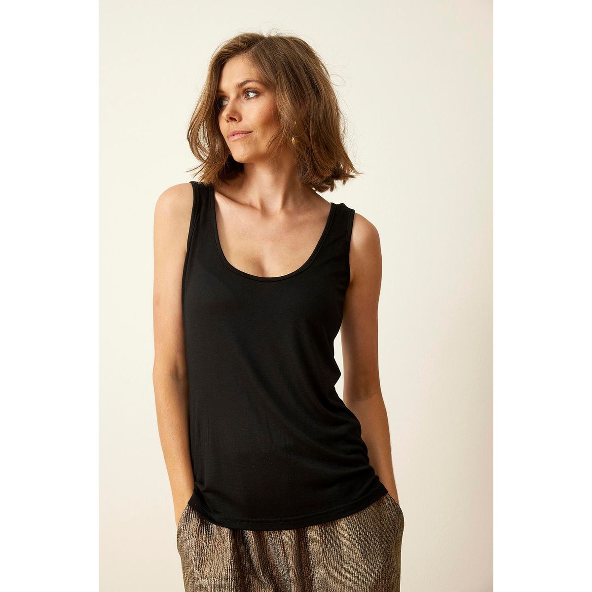 IN FRONT Slip Tank Top, Farve: Black, Størrelse: XL, Dame