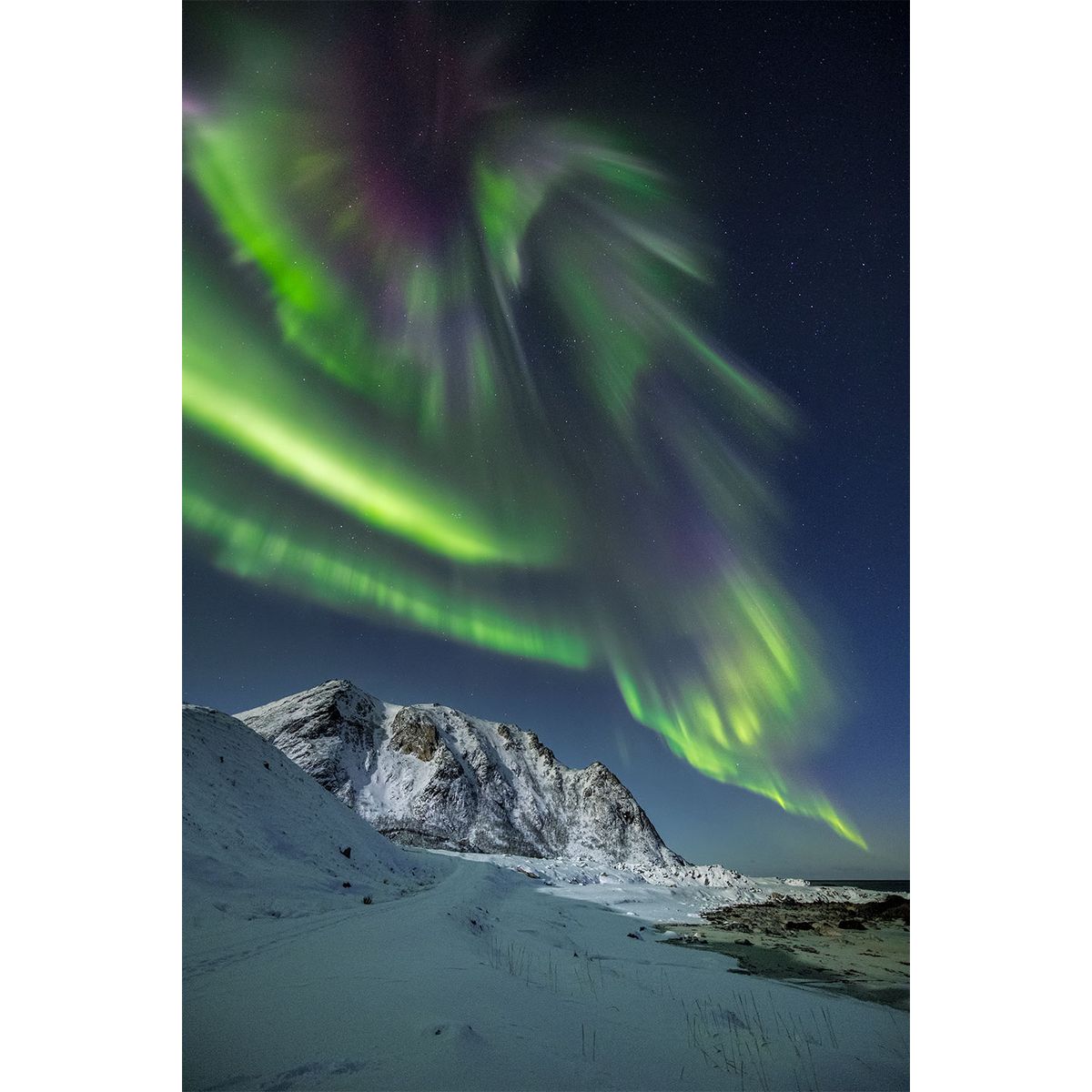 Auroras gone crazy af Frank Olsen