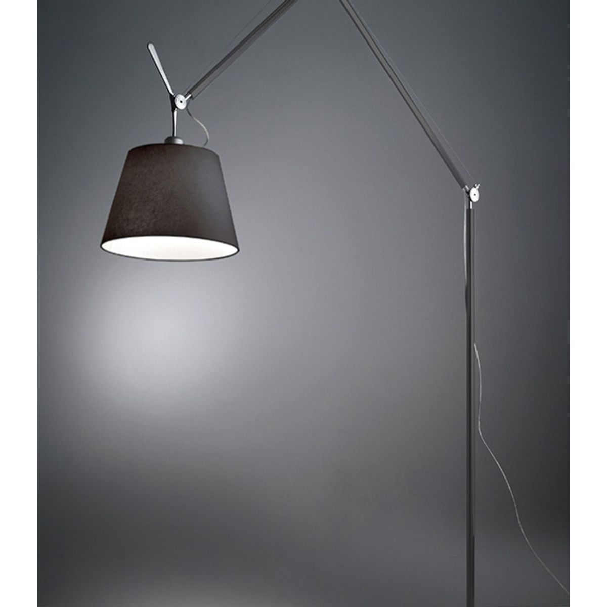 Tolomeo Mega Terra sort, Ø42