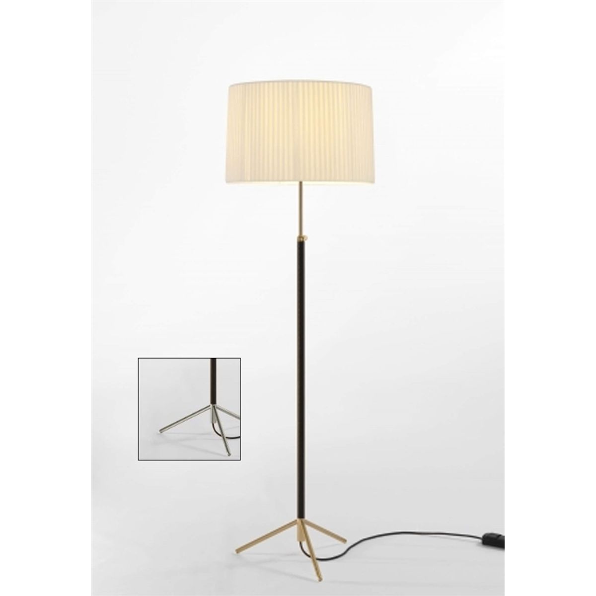 Pie de salón Gulvlampe G2 natur/krom