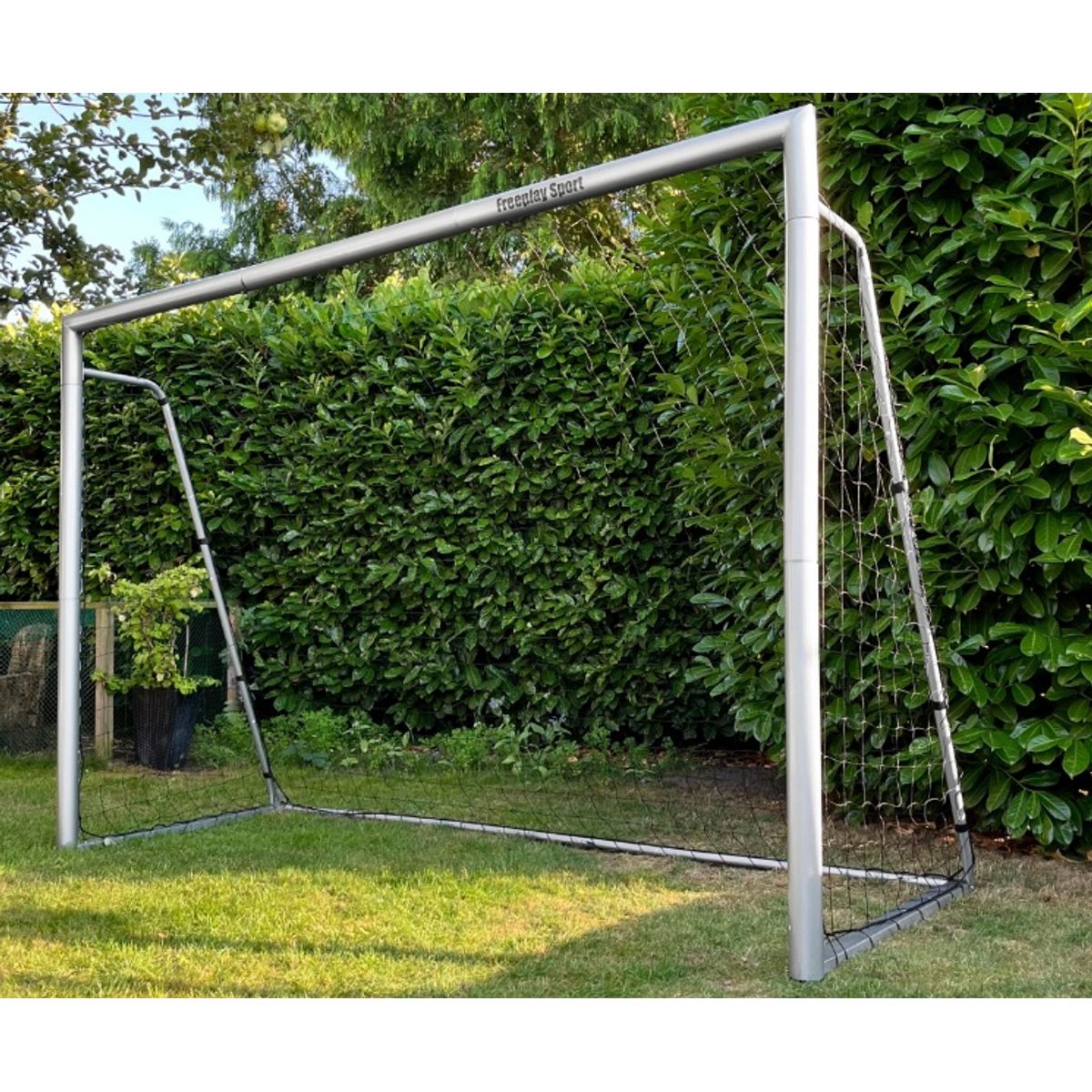 Elite Pro 240 x 160 cm Fodboldmål Silver by Freeplay