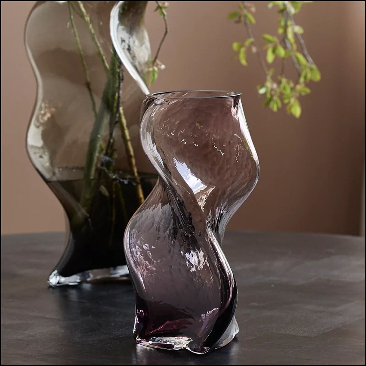 Vase "Sable" snoet glas lilla - Nordal - H: 30 cm