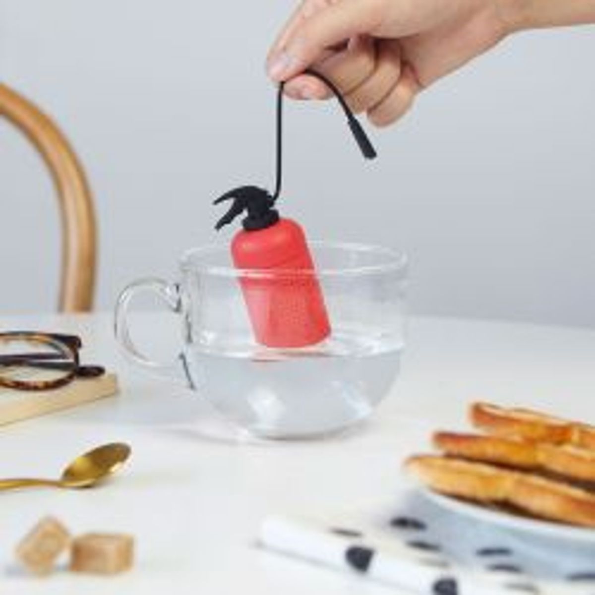 Balvi Tea Infuser,exteanguisher,red,silicone - Køkkenredskaber