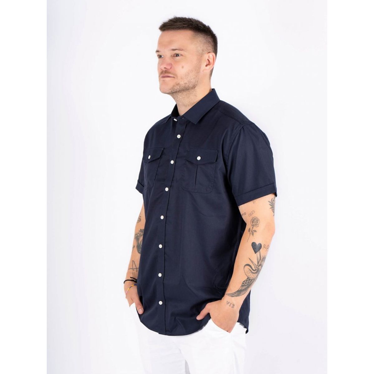 Marcus - Stretch skjorte med korte ærmer og lommer i navy - Herre - Large