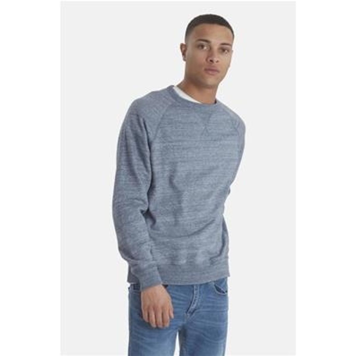 Blend Sweatshirt_Large