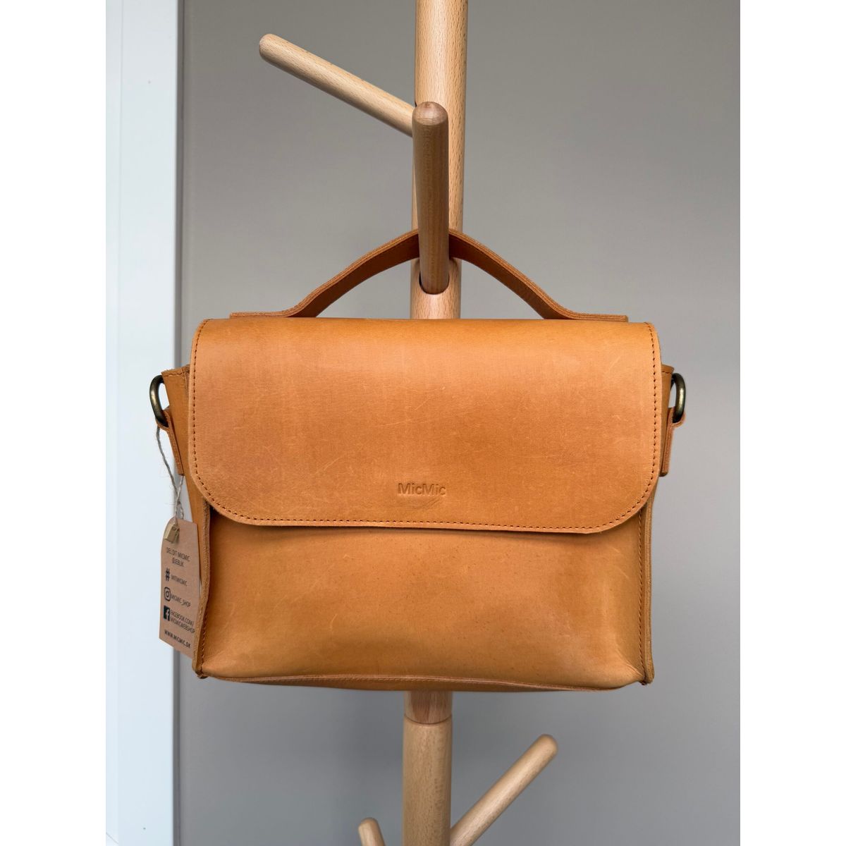 2. SORTERING: Cognac skuldertaske, Boro bag