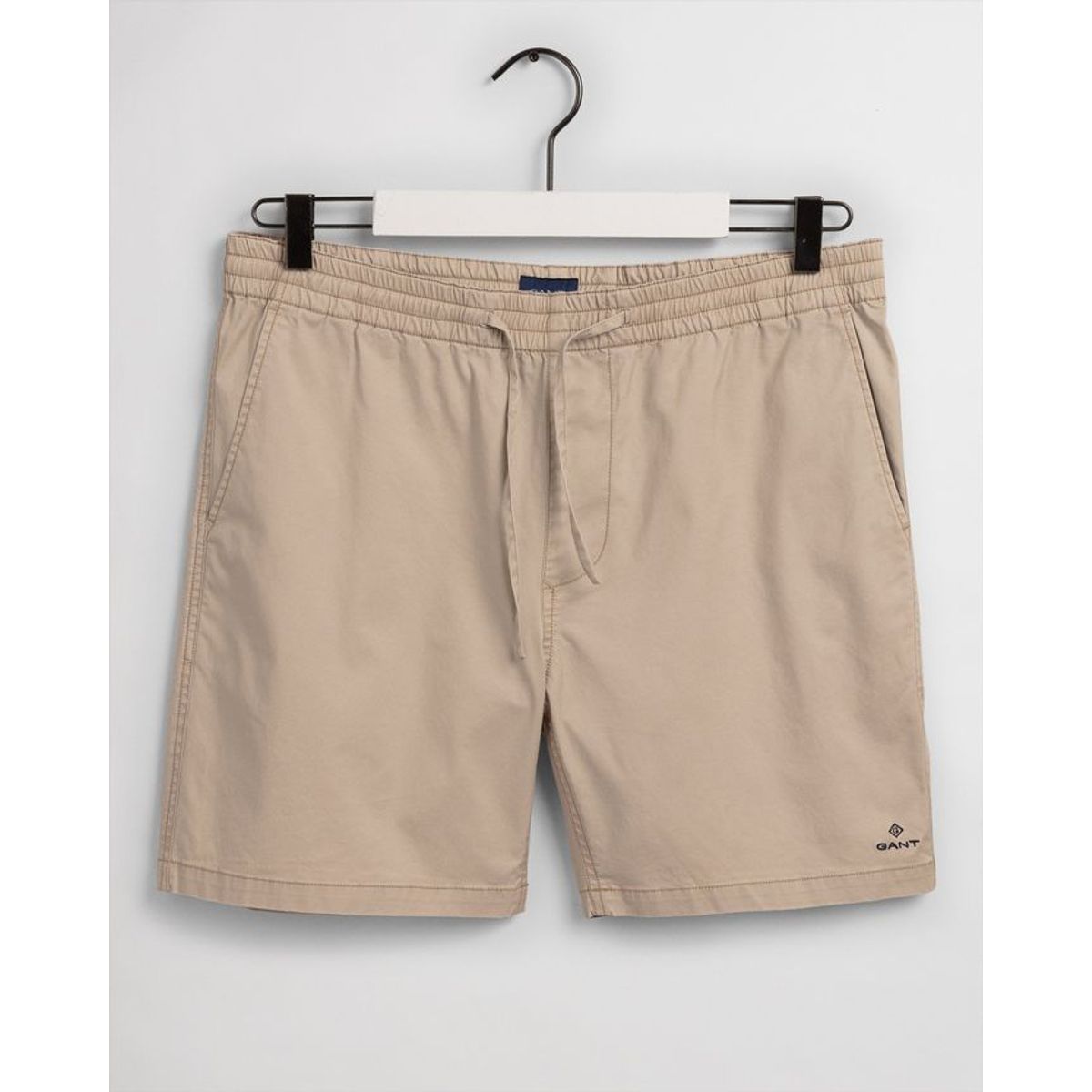 D2. DRAWSTRING LOGO SHORTS MAR