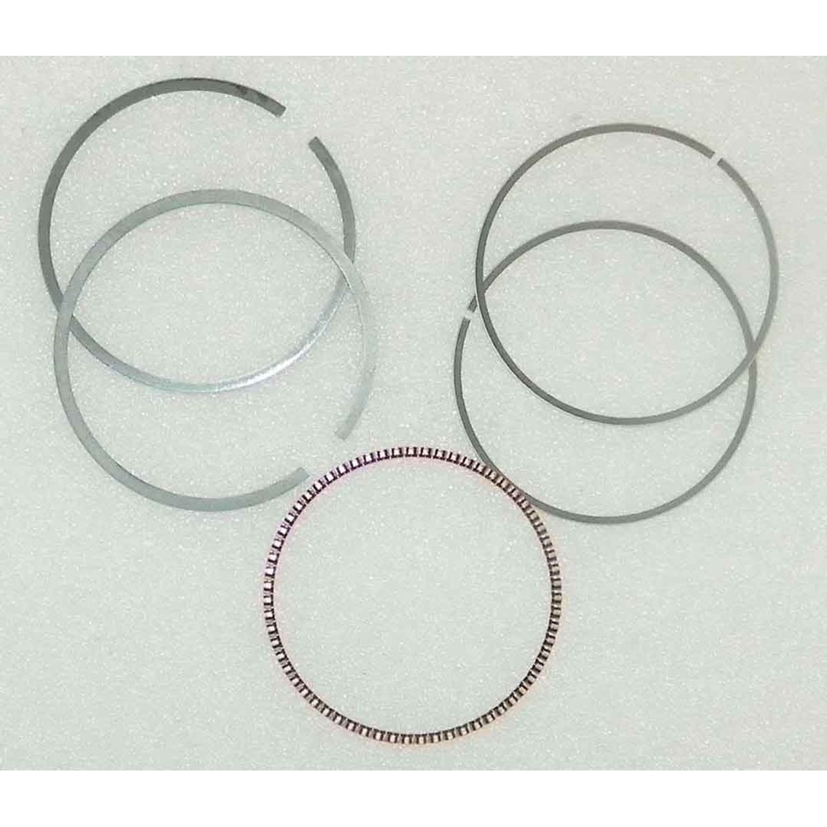 Piston Rings: Honda 200 TRX 90-97 .5mm Over - 13031HF1670Su