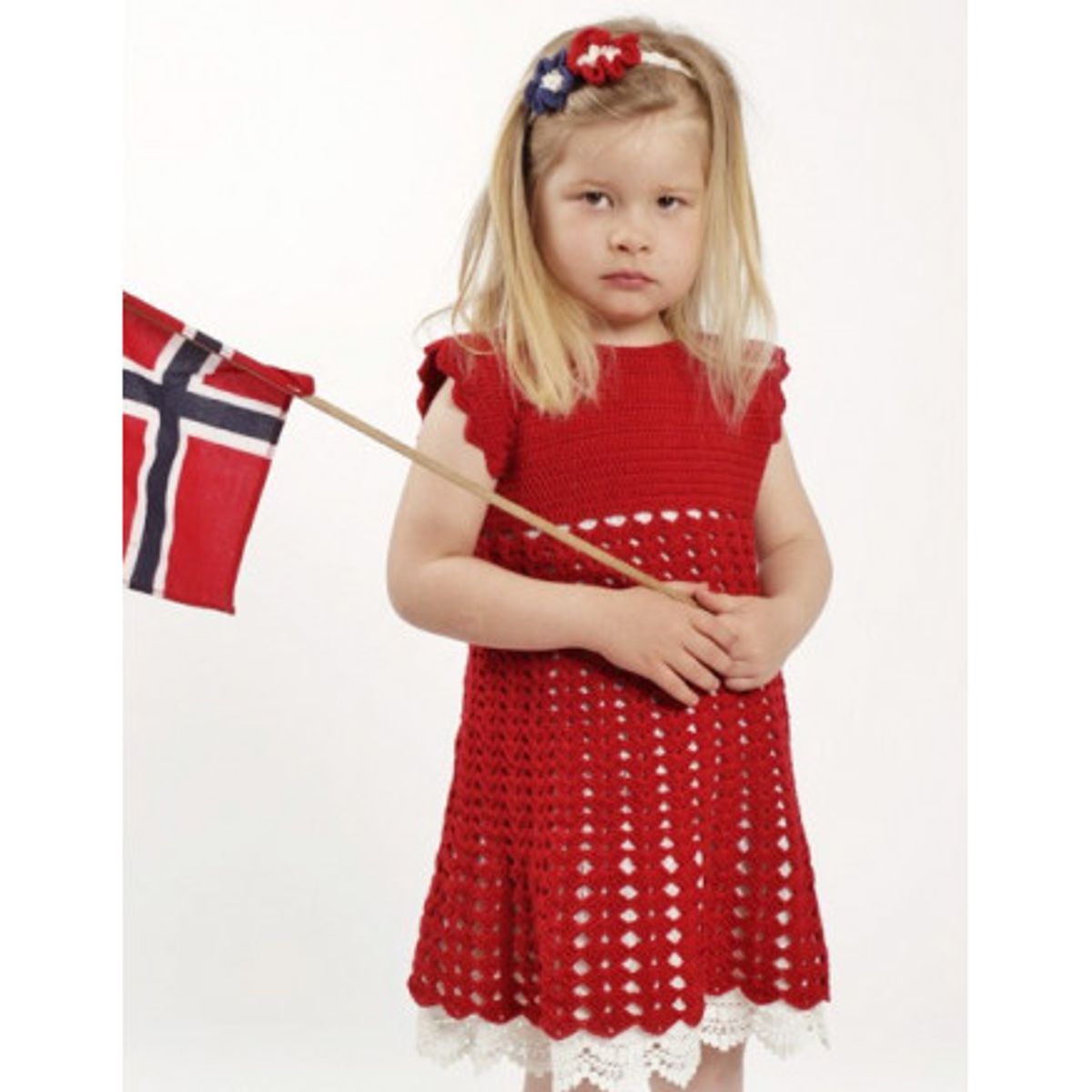 Princess Matilde by DROPS Design - Kjole og Hårbånd Hækleopskrift str. - 3/4 år