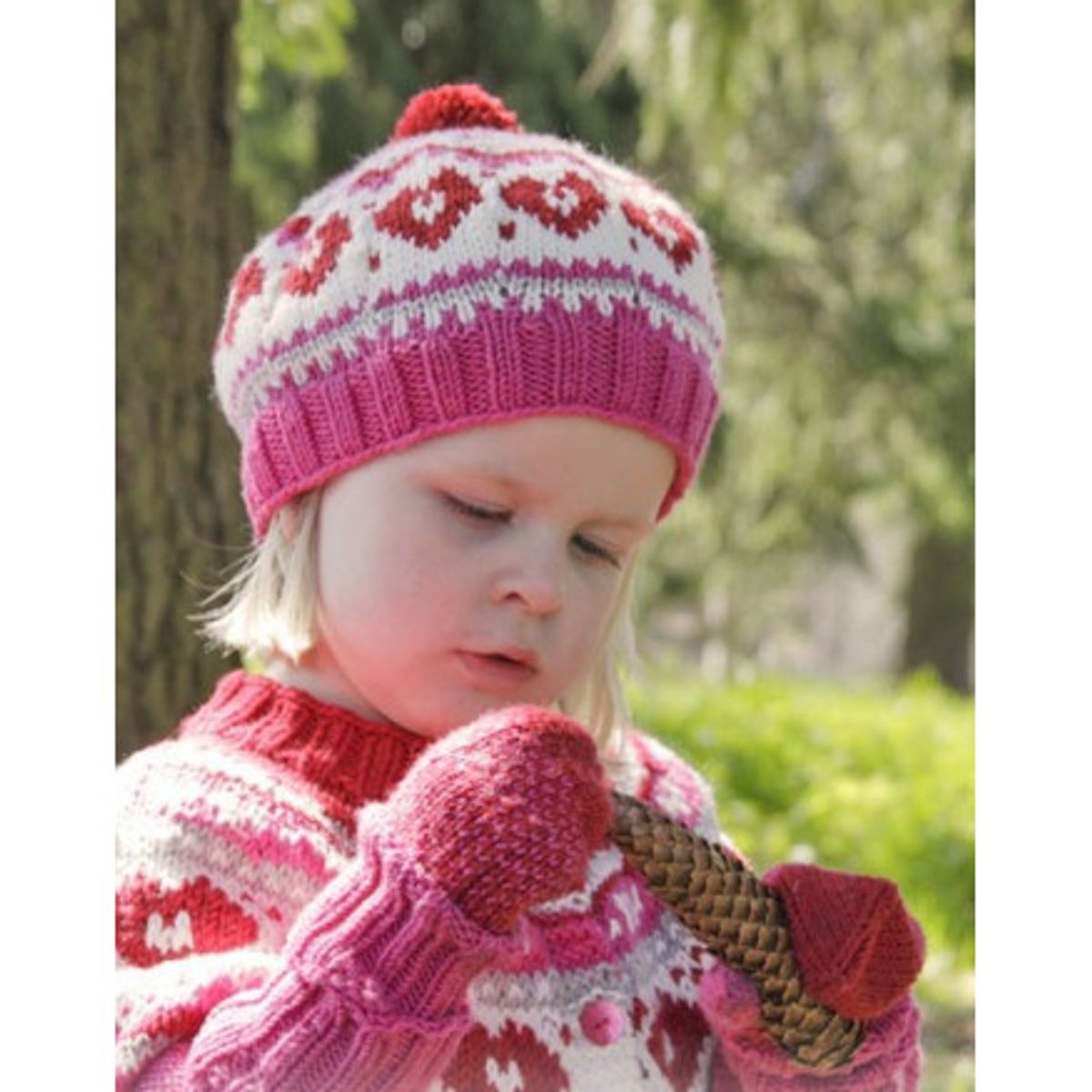 Warmhearted Hat by DROPS Design - Hue Strikkeopskrift str. 12/24 mdr - - 3/6 år