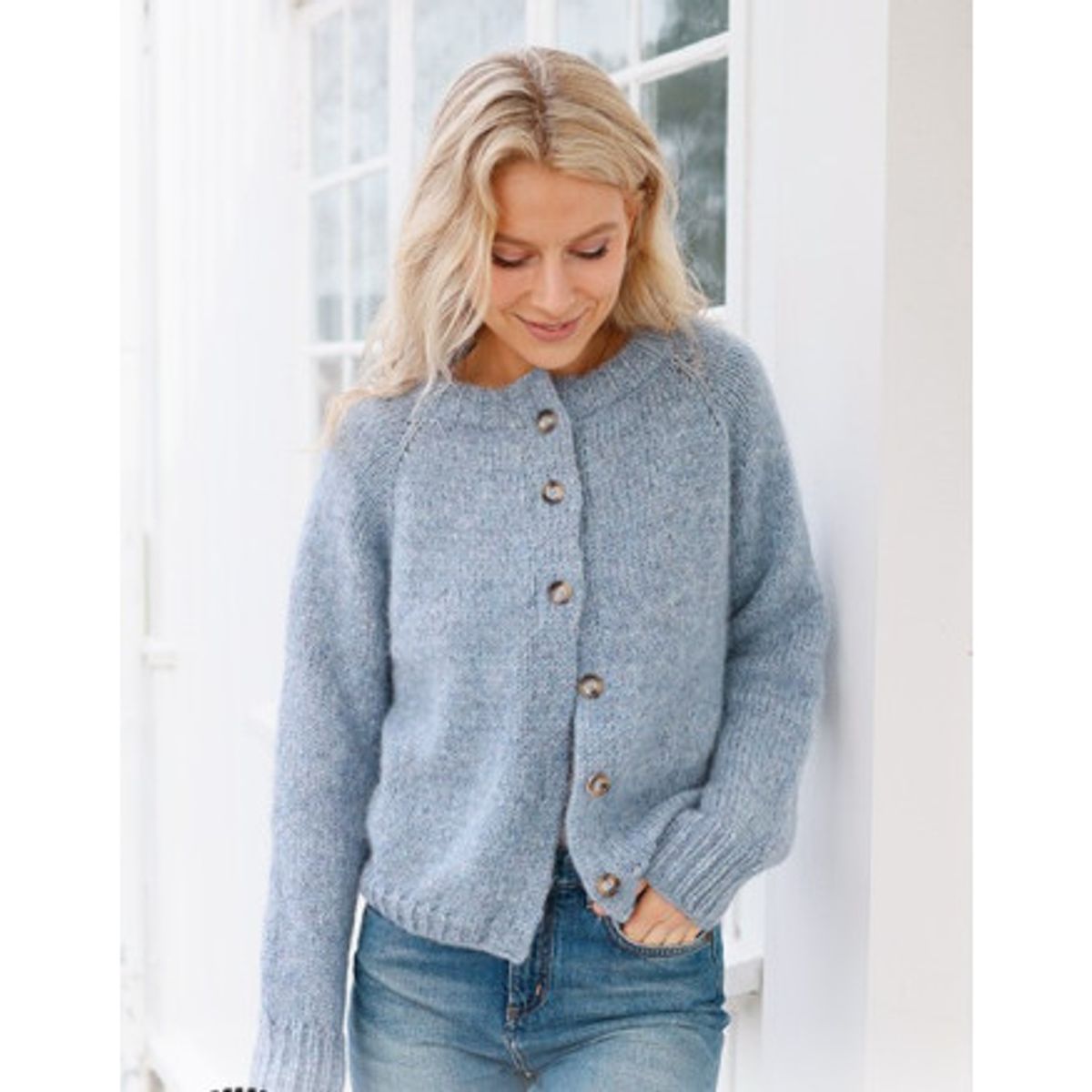 Foggy Autumn Cardigan by DROPS Design - Cardigan Strikkeopskrift str. - Medium