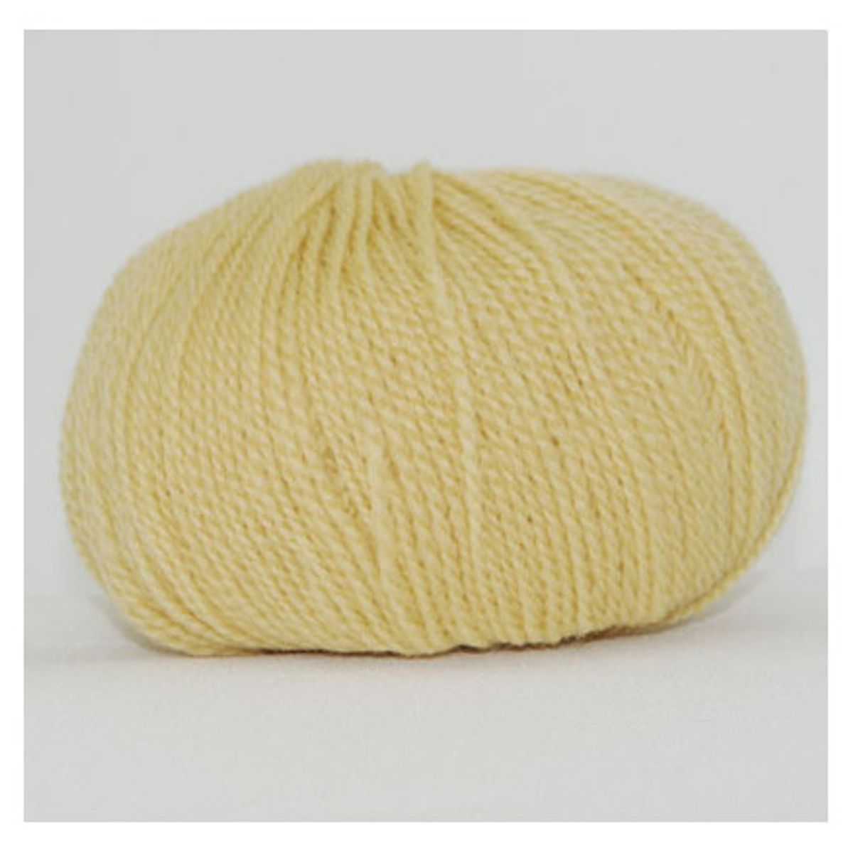 Hjertegarn Highland Fine Wool Garn 0826 Lys Gul