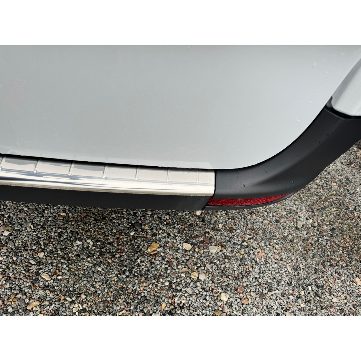 Rear Bumper Sill Cover S.Steel (Gloss)