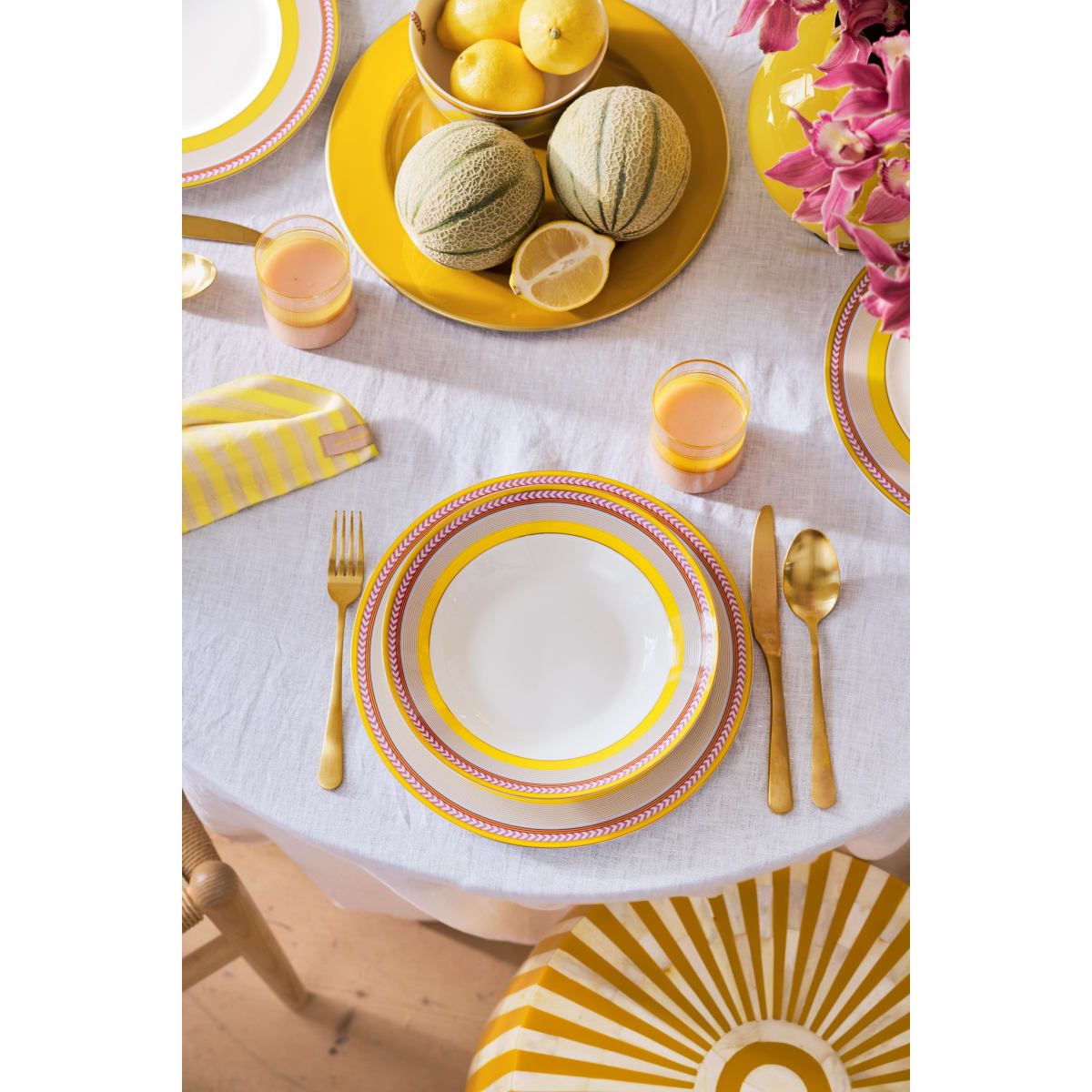 Deep Plate Pip Chique Stripes Yellow 23.5cm