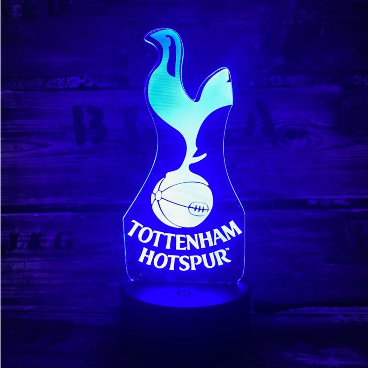 Tottenham 3D Fodbold lampe - Lyser i 7 farver