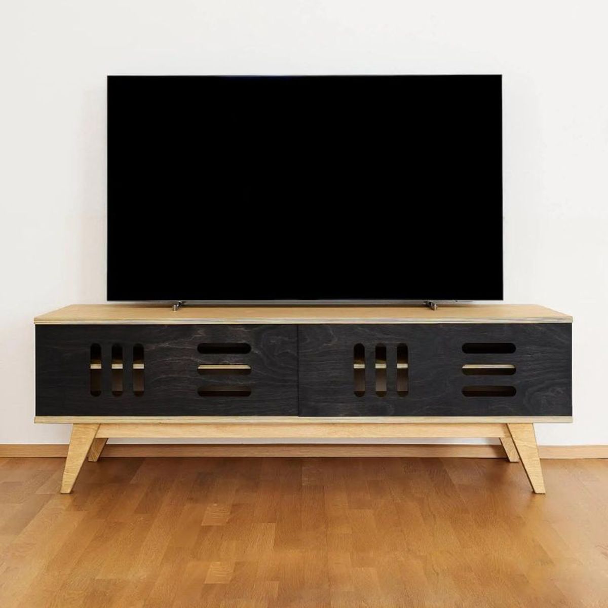 Radis HUH TV-bord på 120 eller 150 cm i længden - 120x36 cm / Sort