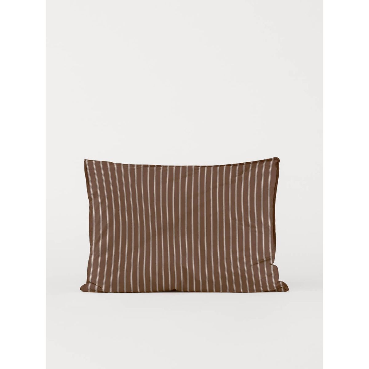 DAWN Percale Pudebetræk (50x70) - Chocolate Stripes - 100% økologisk bomuld - Brunt med striber