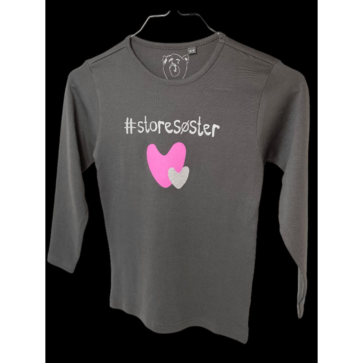 #Storesøster T-Shirt L/S, Steel Grey - Legekammeraten.dk