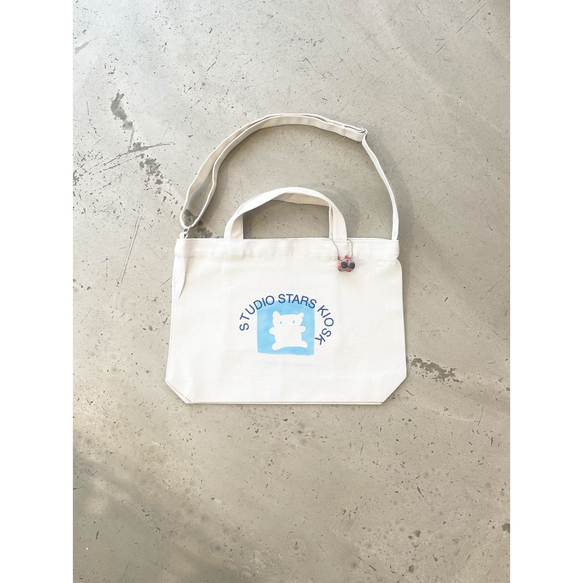 KIOSK TOTE BAG / 00CTMN - Blue bear