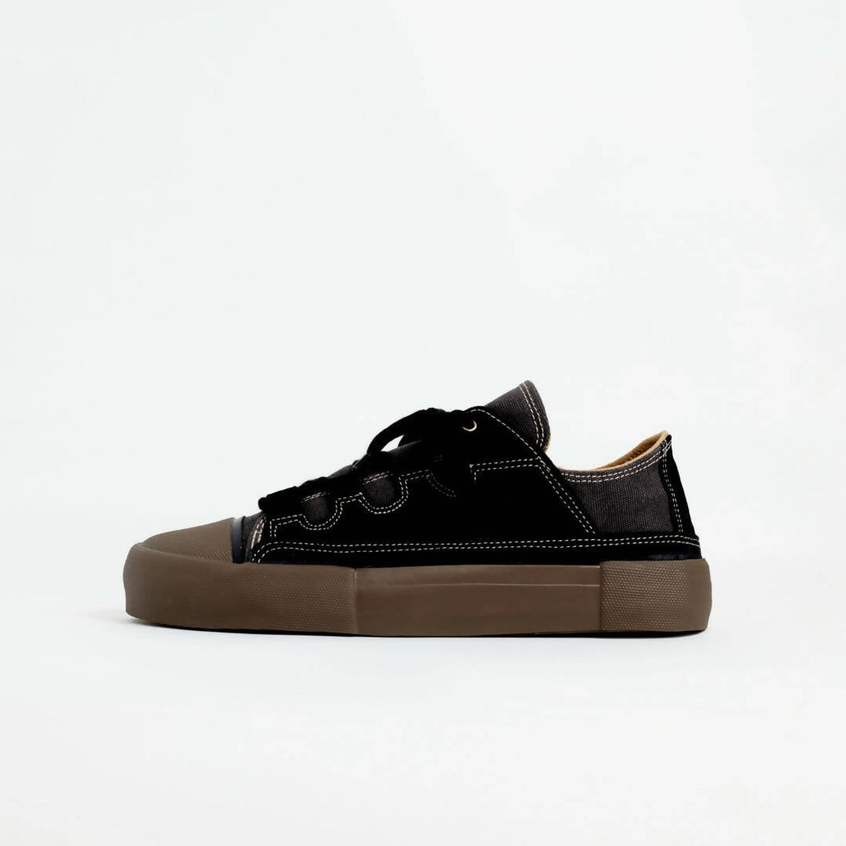 TARMAC CANVAS - QUARTZ BLACK - 39