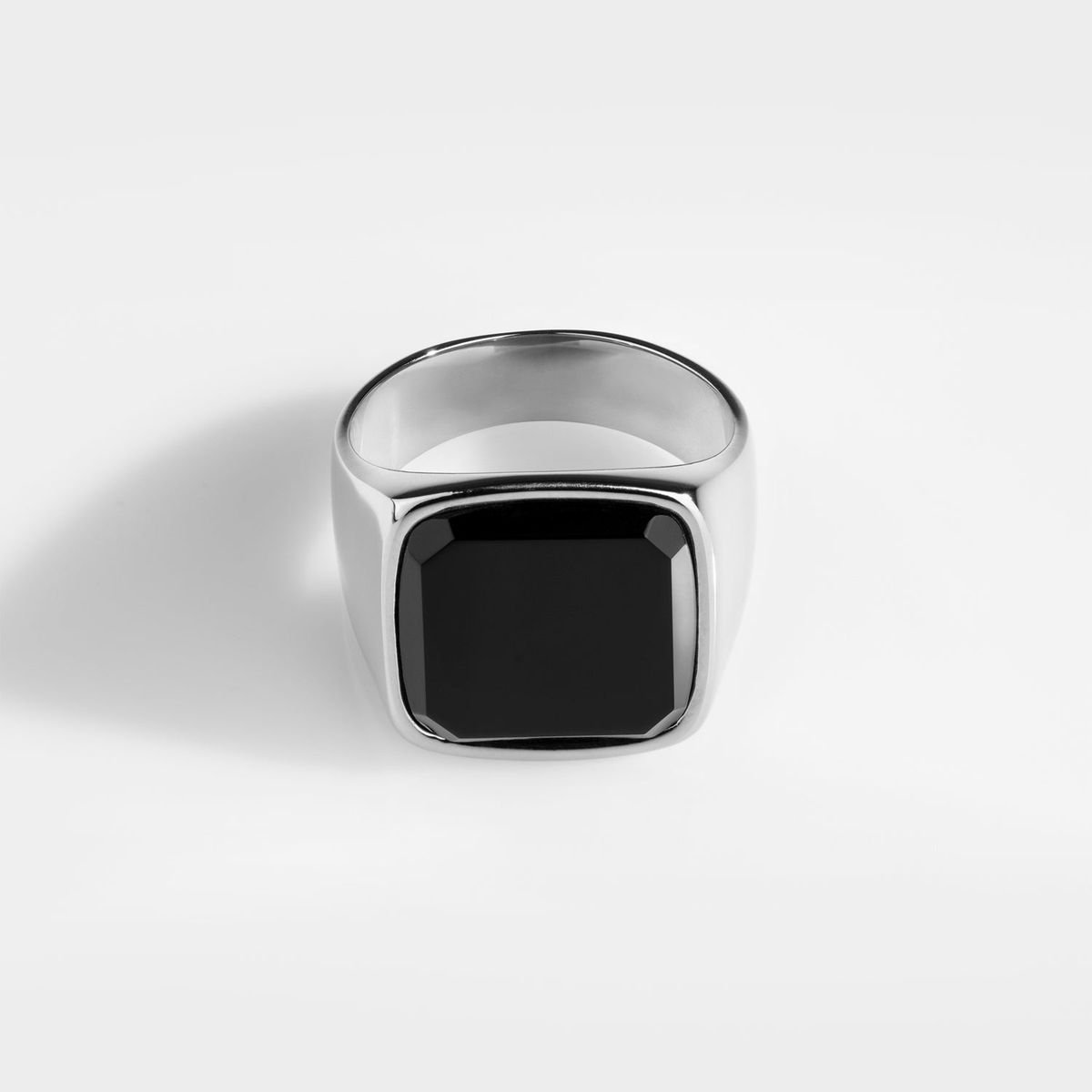 Black Onyx Oversize Signature - Sølvtonet ring - Str. 8 - Herre - Northern Legacy