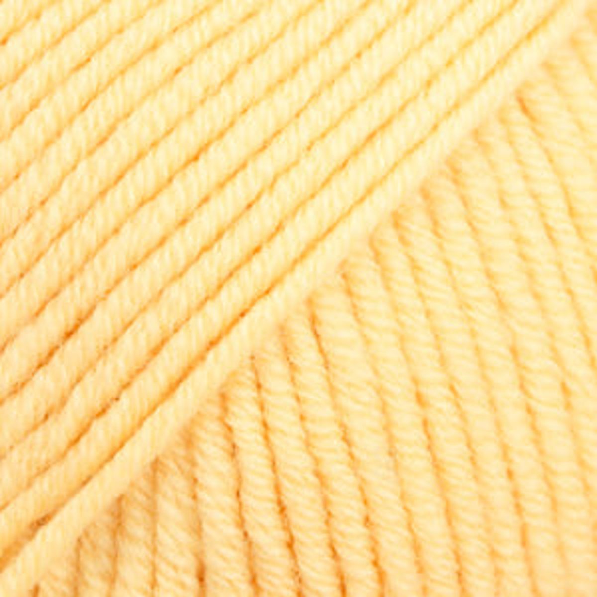 Drops Merino Extra Fine - Light yellow - 24