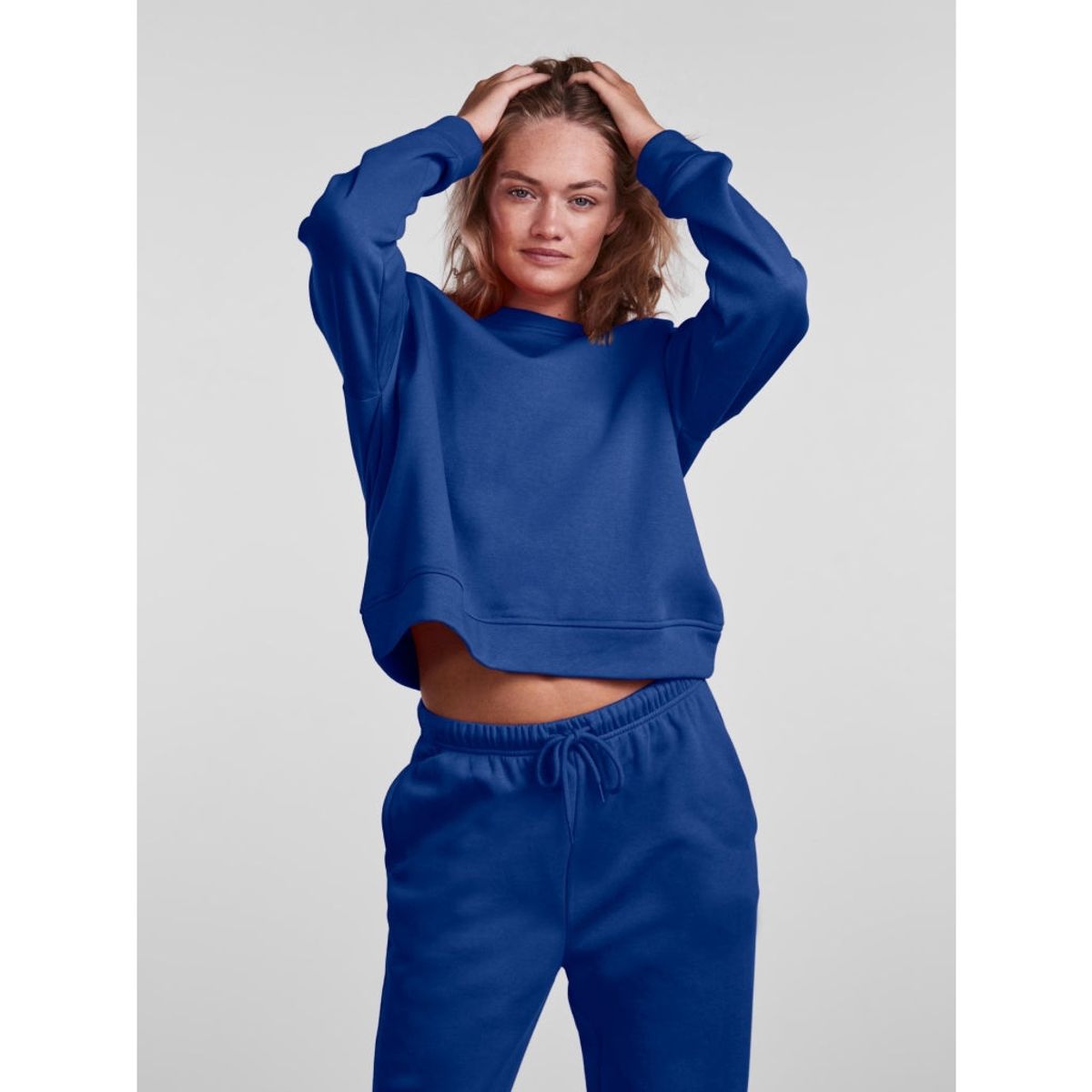 PIECES dame sweatshirt PCCHILLI - Mazarine Blue