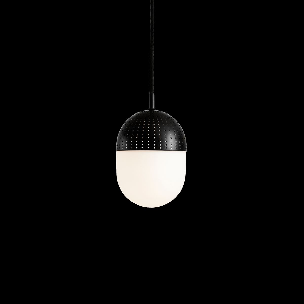 WOUD - Dot pendant (Medium) - Black