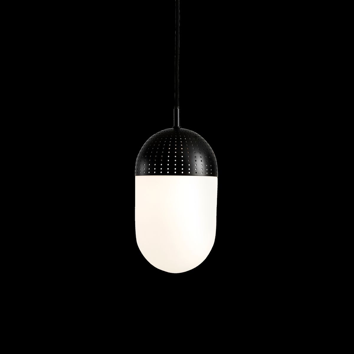 WOUD - Dot pendant (Large) - Black