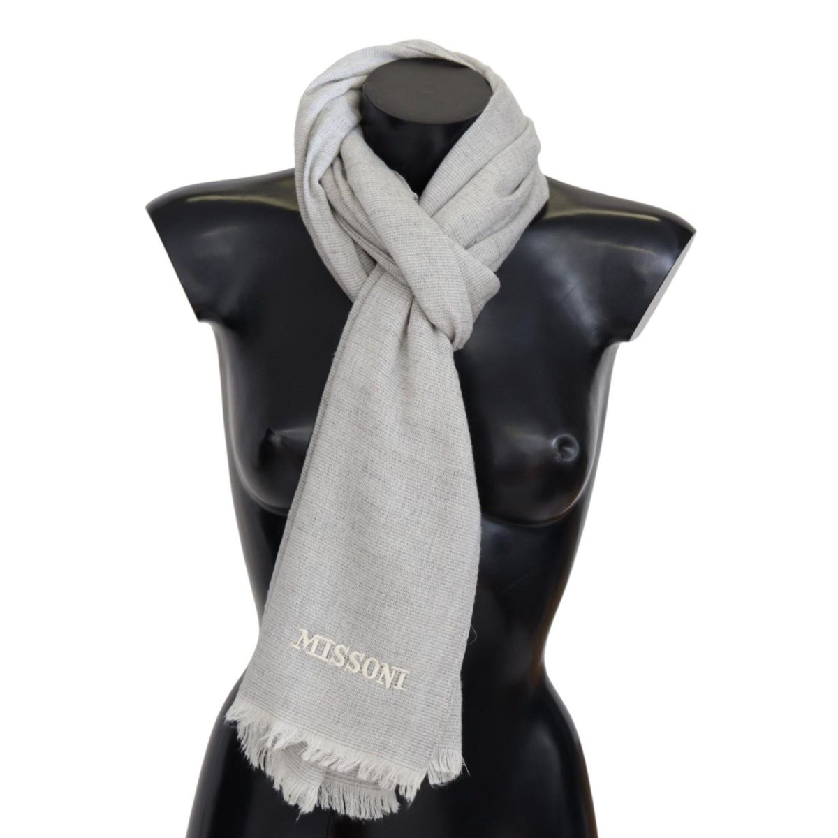 Missoni Elegant Wool Scarf with Signature Embroidery