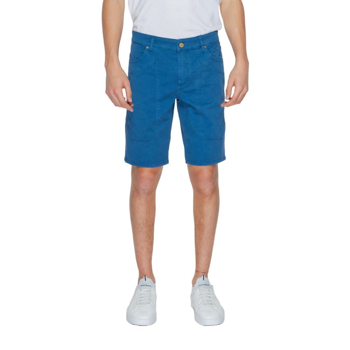 Jeckerson Blue Cotton Short