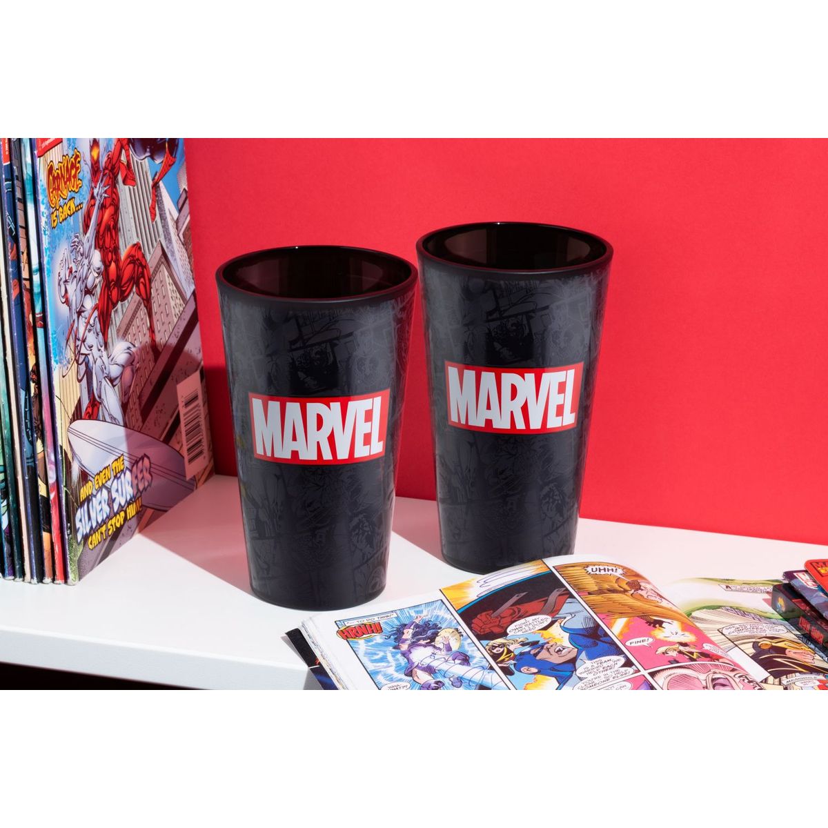 MARVEL LOGO GLAS