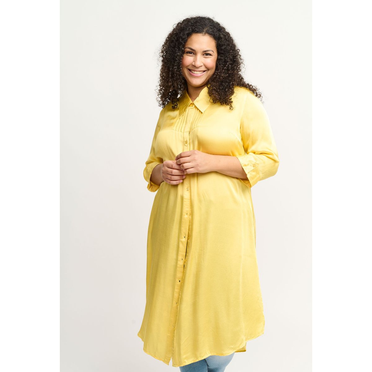 Adia - Kjole - Adlexan - Yoke Yellow - M/46-48