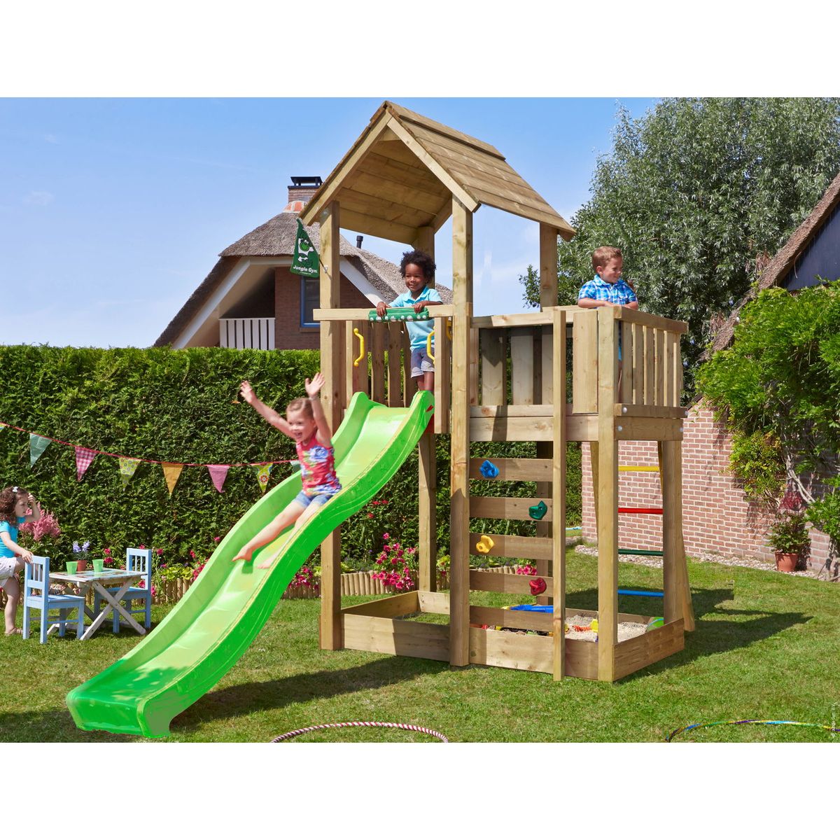 Legetårn Jungle Gym Mansion 2.1 m/grøn rutsjebane og 120 kg sand