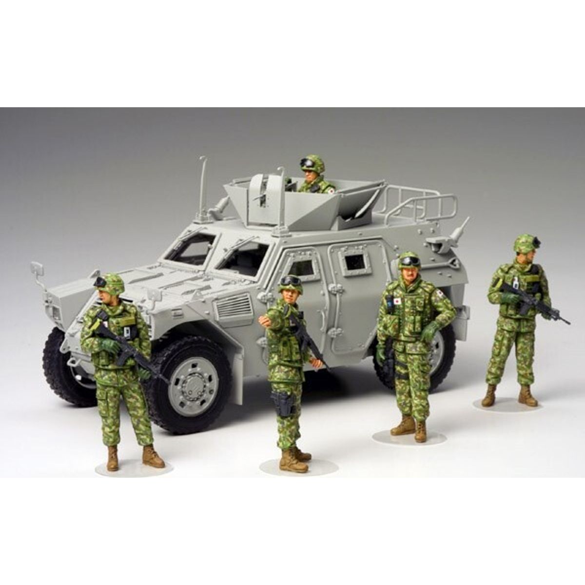 Tamiya - Jgsdf Iraq Humanitarian Assistance Team - Model Figurer - 1:35 - 35276