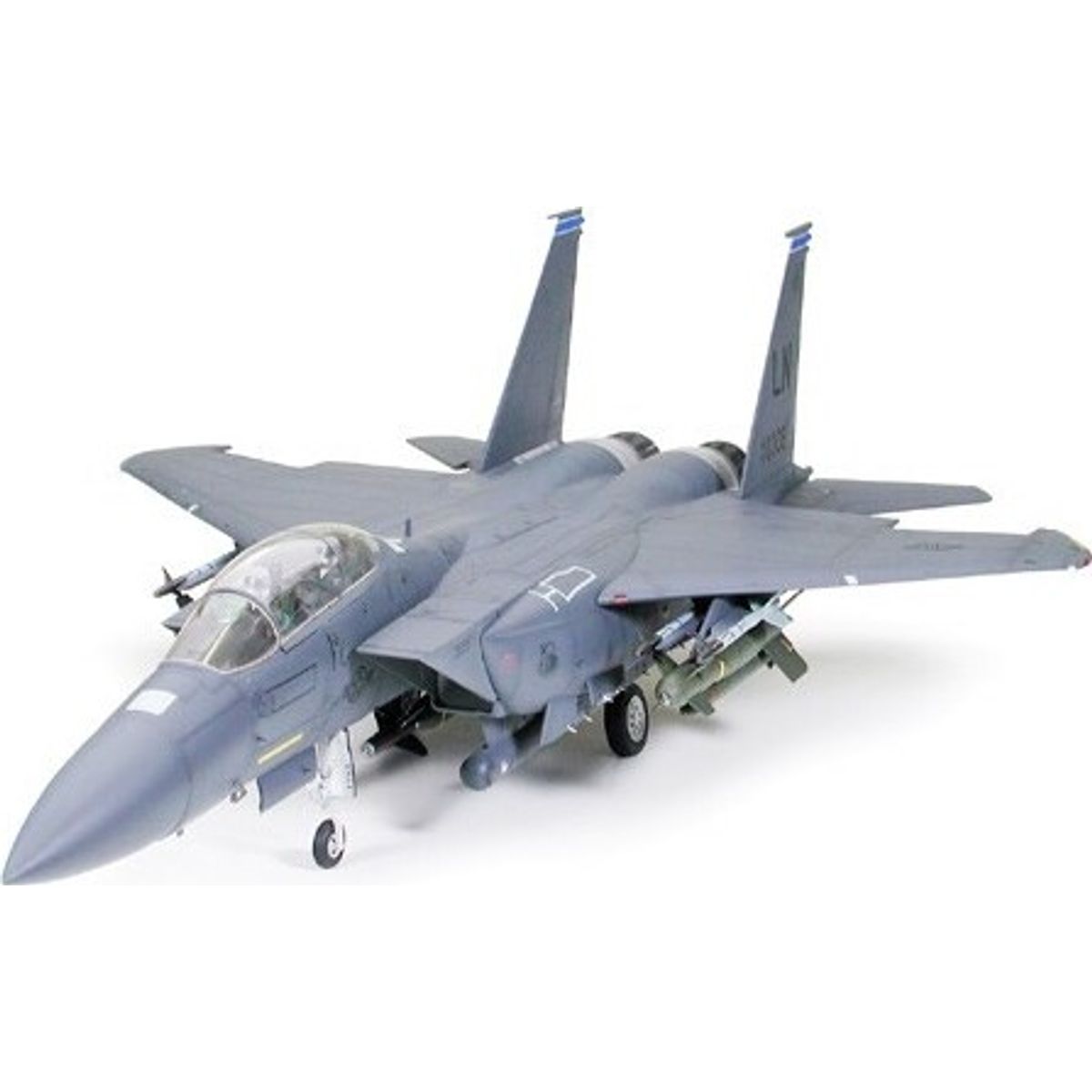 Tamiya - F-15e Bunker Buster Modelfly Byggesæt - 1:32 - 60312