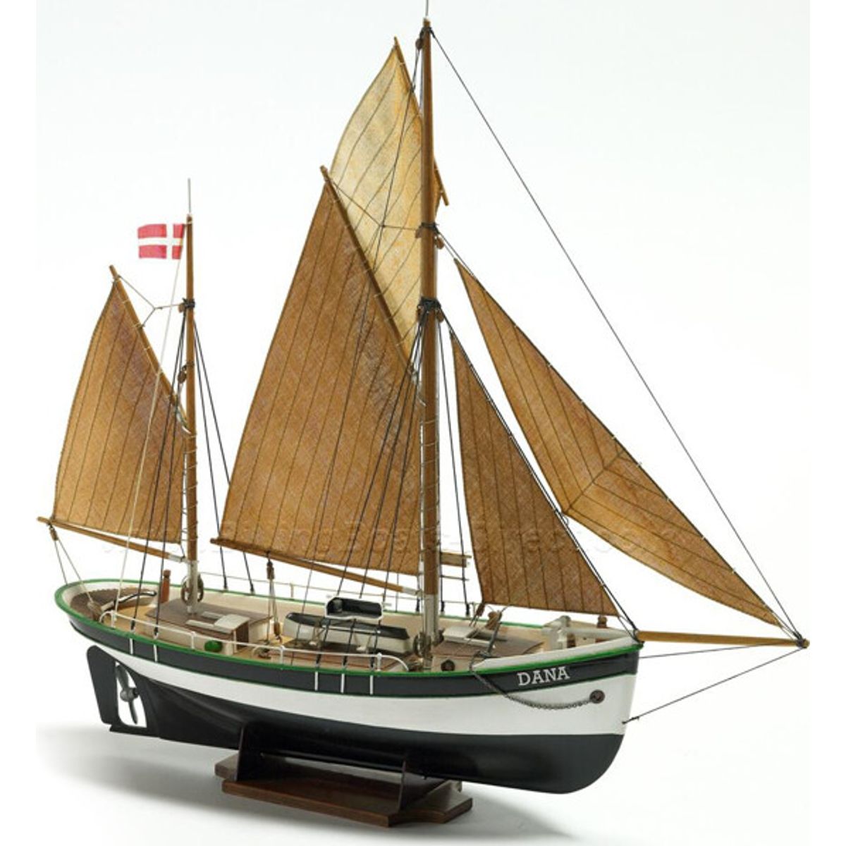 Billing Boats - Dana Fishing Boat Skib Byggesæt - 1:60 - Bb200