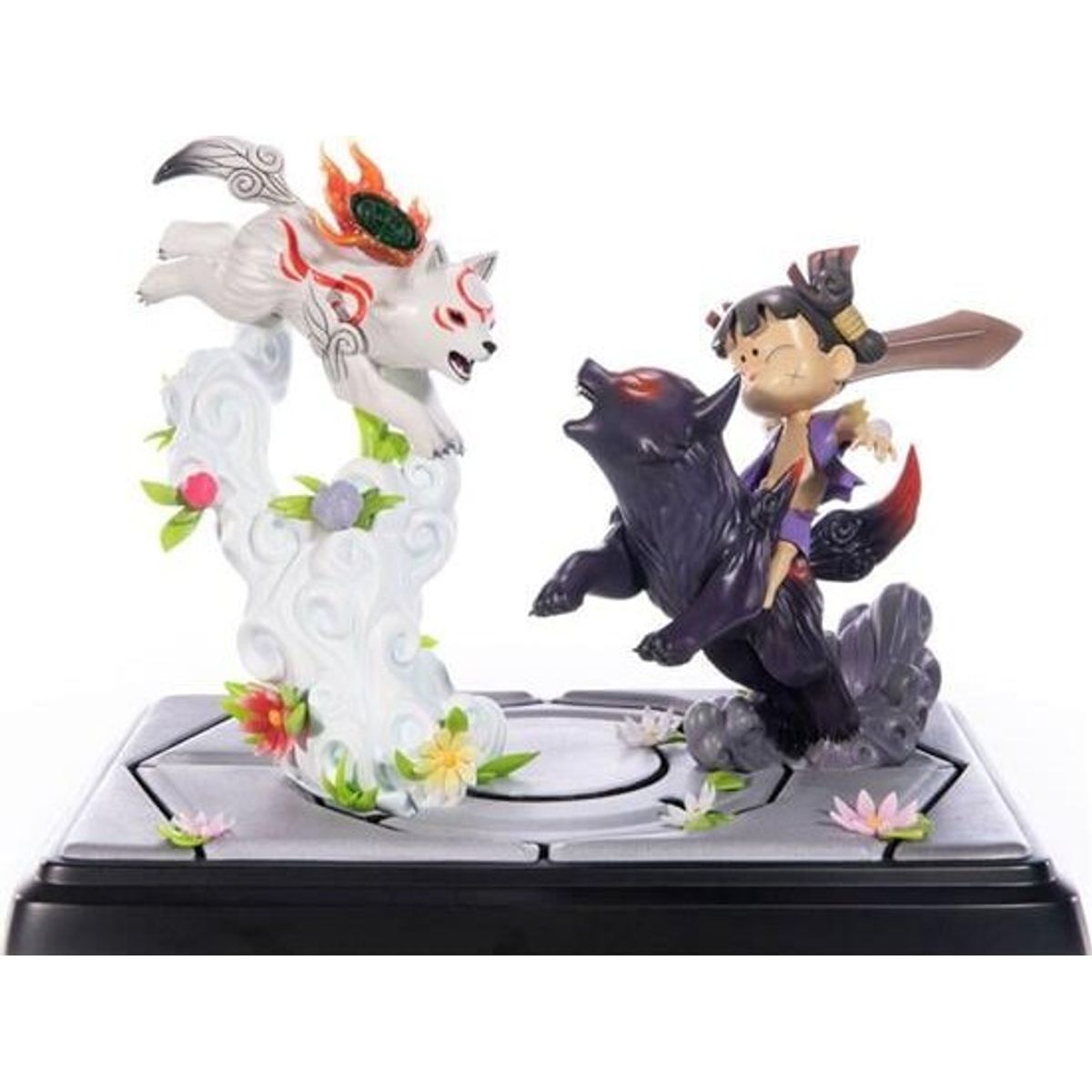 Okamiden Statuette Figurer - Chibiterasu Vs Dark Chibiterasu