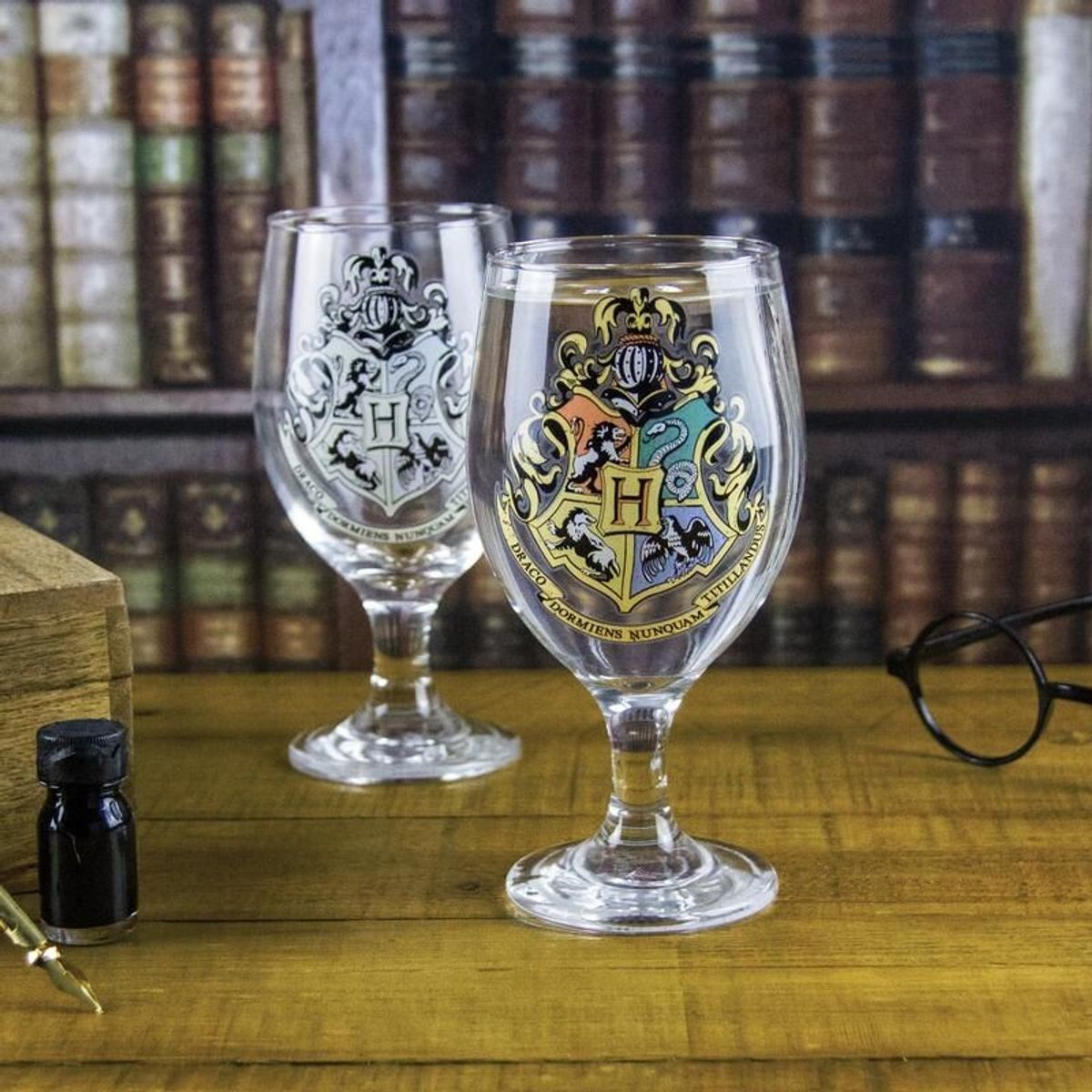 Harry Potter Glas - Hogwarts Logo - Farveskiftende