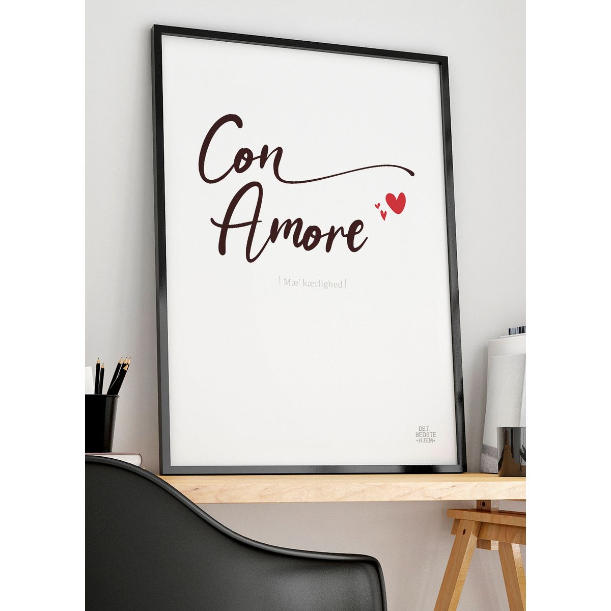 Con Amore-plakat - 21 x 29,7 (A4) Kr. 199,-