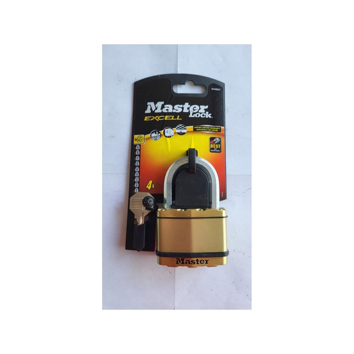 Masterlock Master Lock Padlock Made From Laminated Steel (64Mm)M15beurdlf